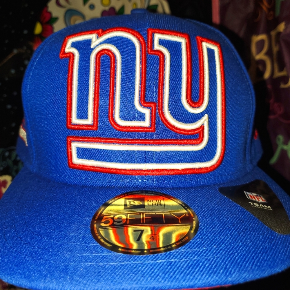 Brand New  NY Giants Hat Size 7 1/4